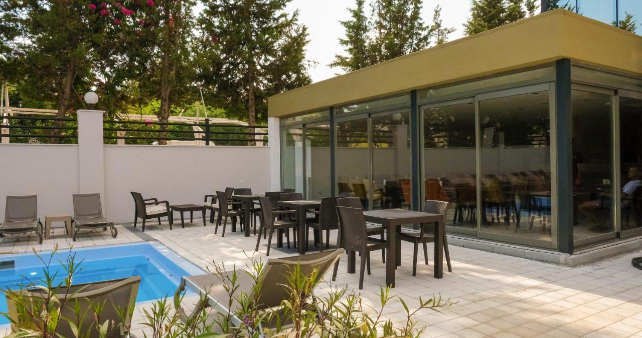 Iberis Hotel Lara Altinkum  Zewnętrze zdjęcie